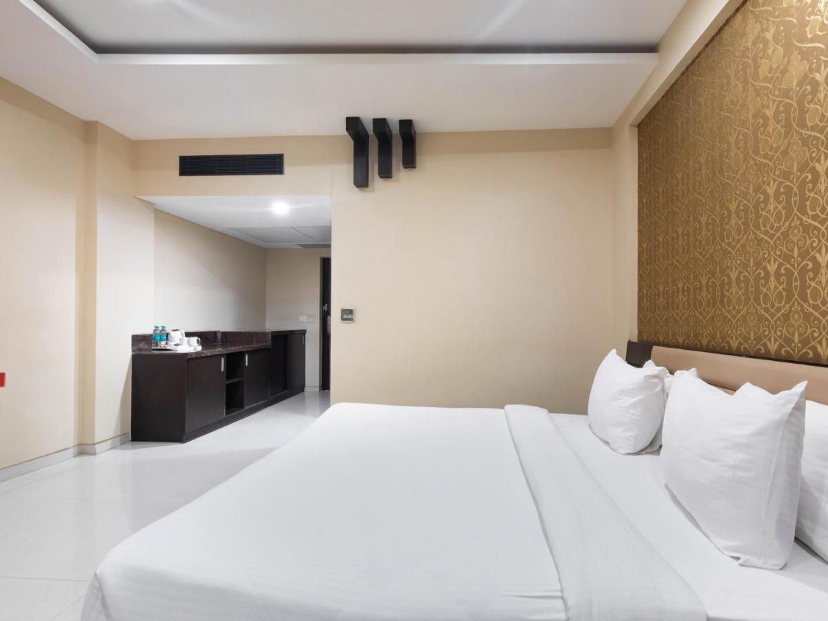 Hotel Anjushree Ujjain Zewnętrze zdjęcie