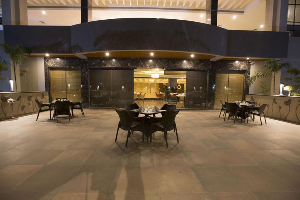 Hotel Anjushree Ujjain Zewnętrze zdjęcie