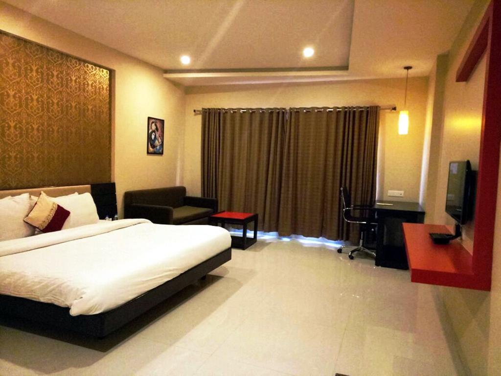 Hotel Anjushree Ujjain Zewnętrze zdjęcie