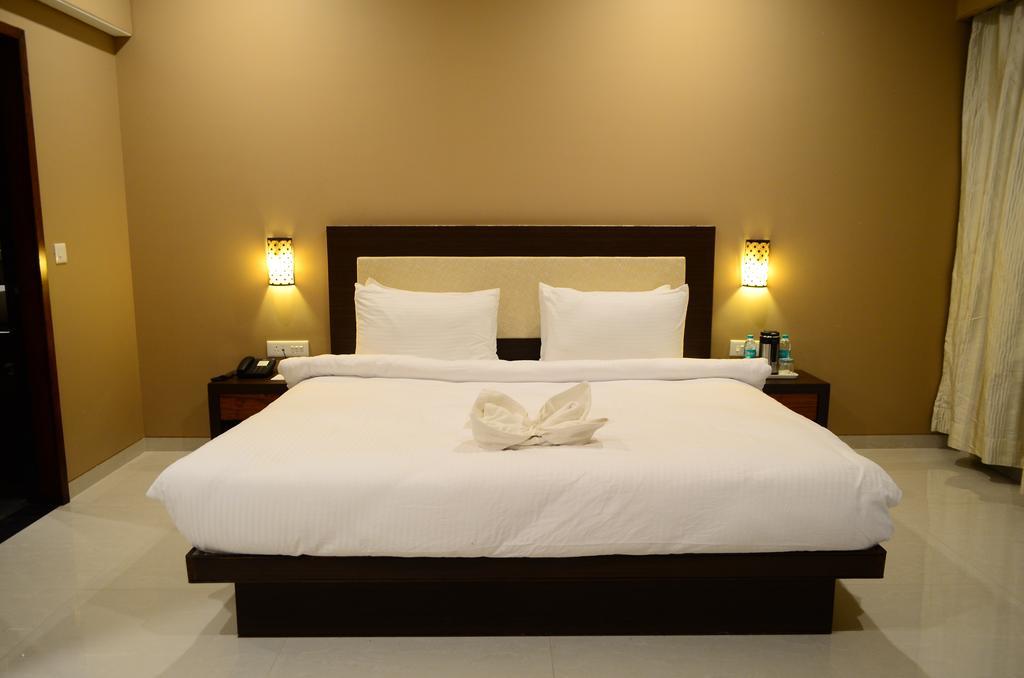 Hotel Anjushree Ujjain Zewnętrze zdjęcie