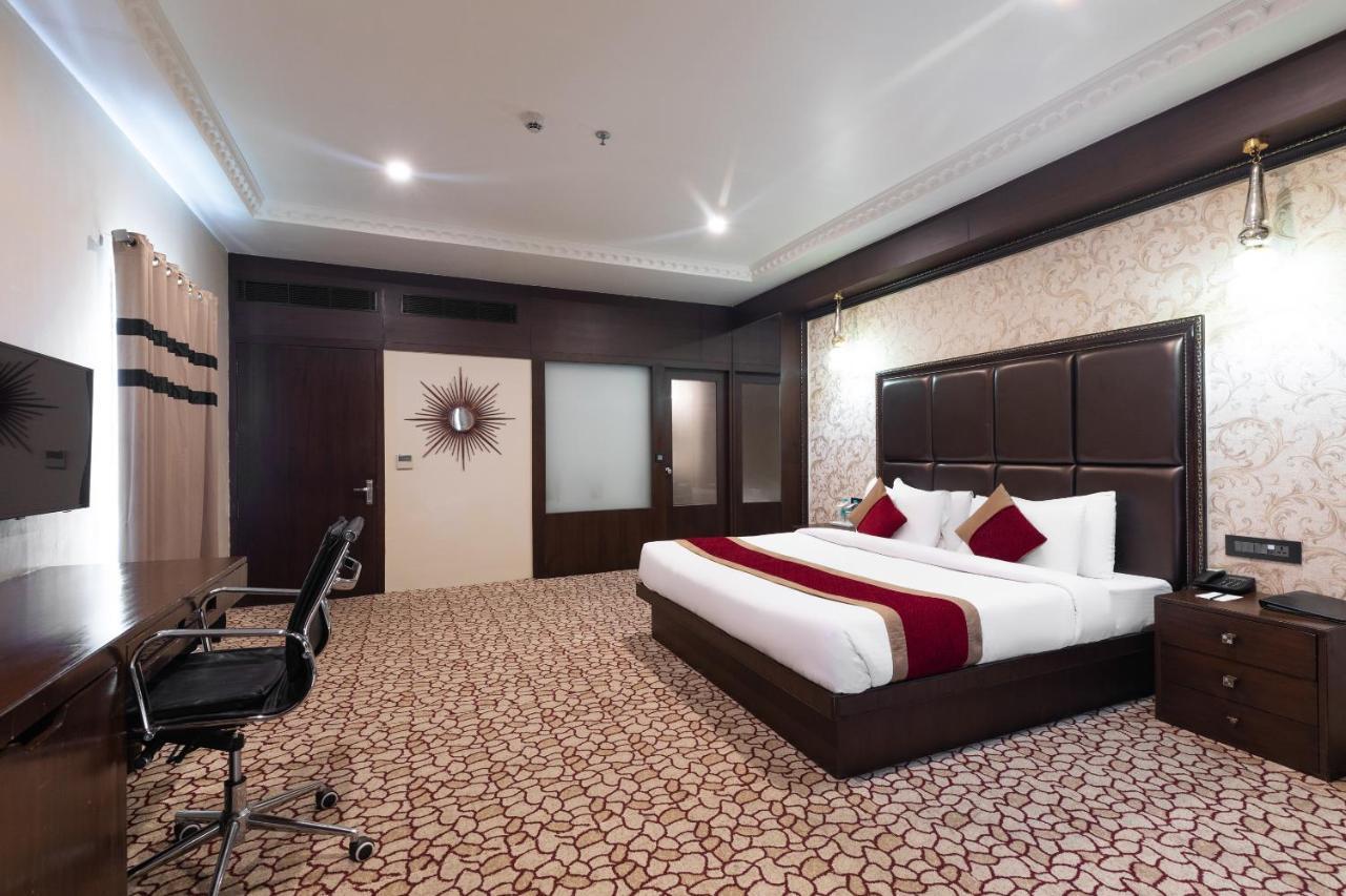 Hotel Anjushree Ujjain Zewnętrze zdjęcie